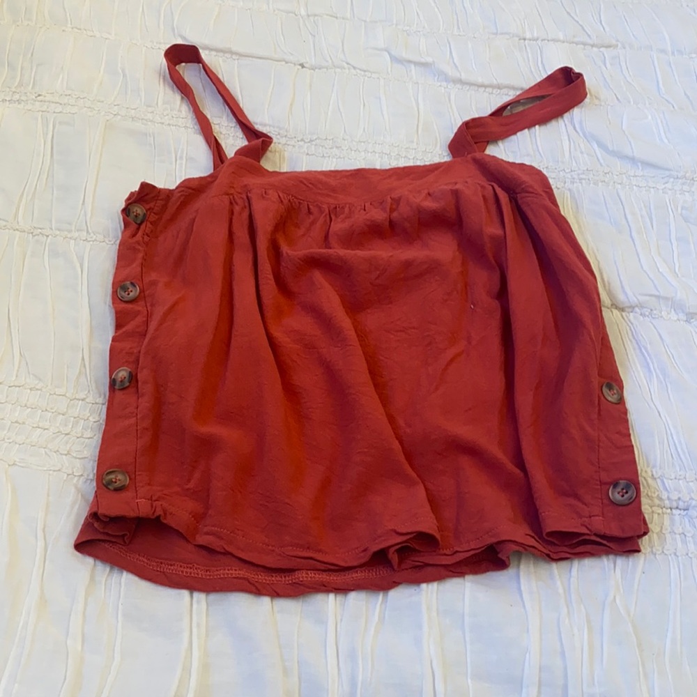 Side button tank top